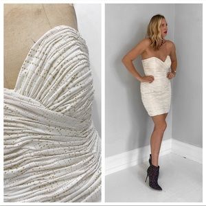 NWOT Vicky Tiel slightly off white ruched sweetheart mini dress size 4